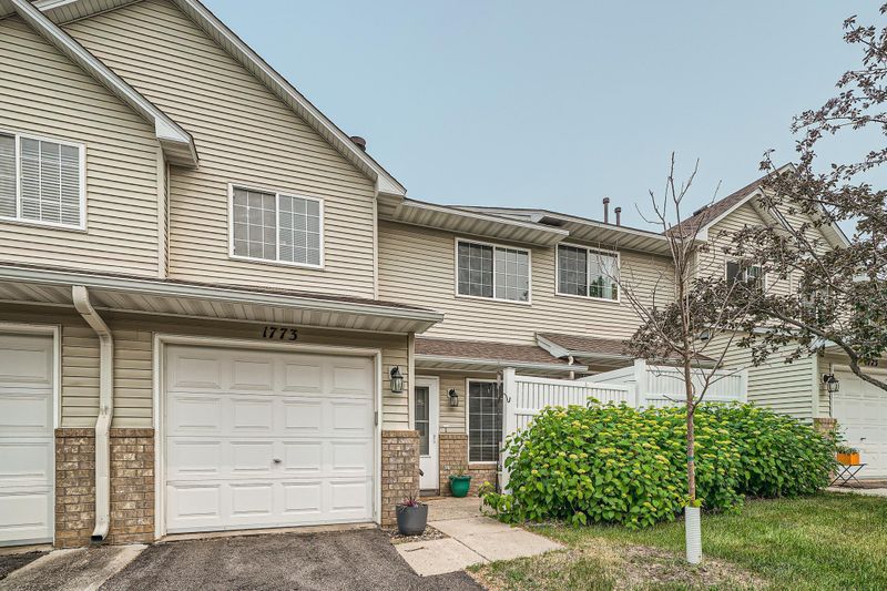 1773 Riverwood Dr, Burnsville, MN 55337