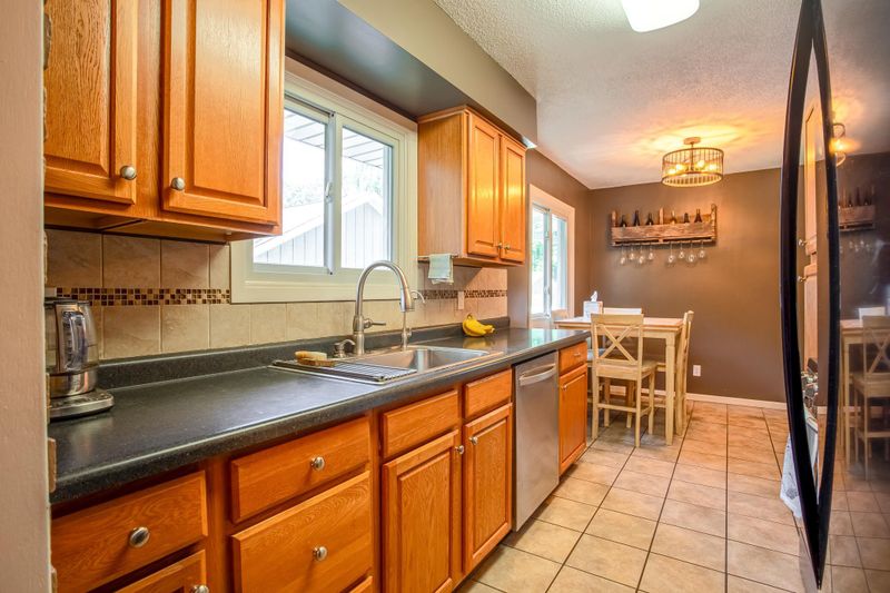 1332 87th Ave NE, Blaine, MN 55434