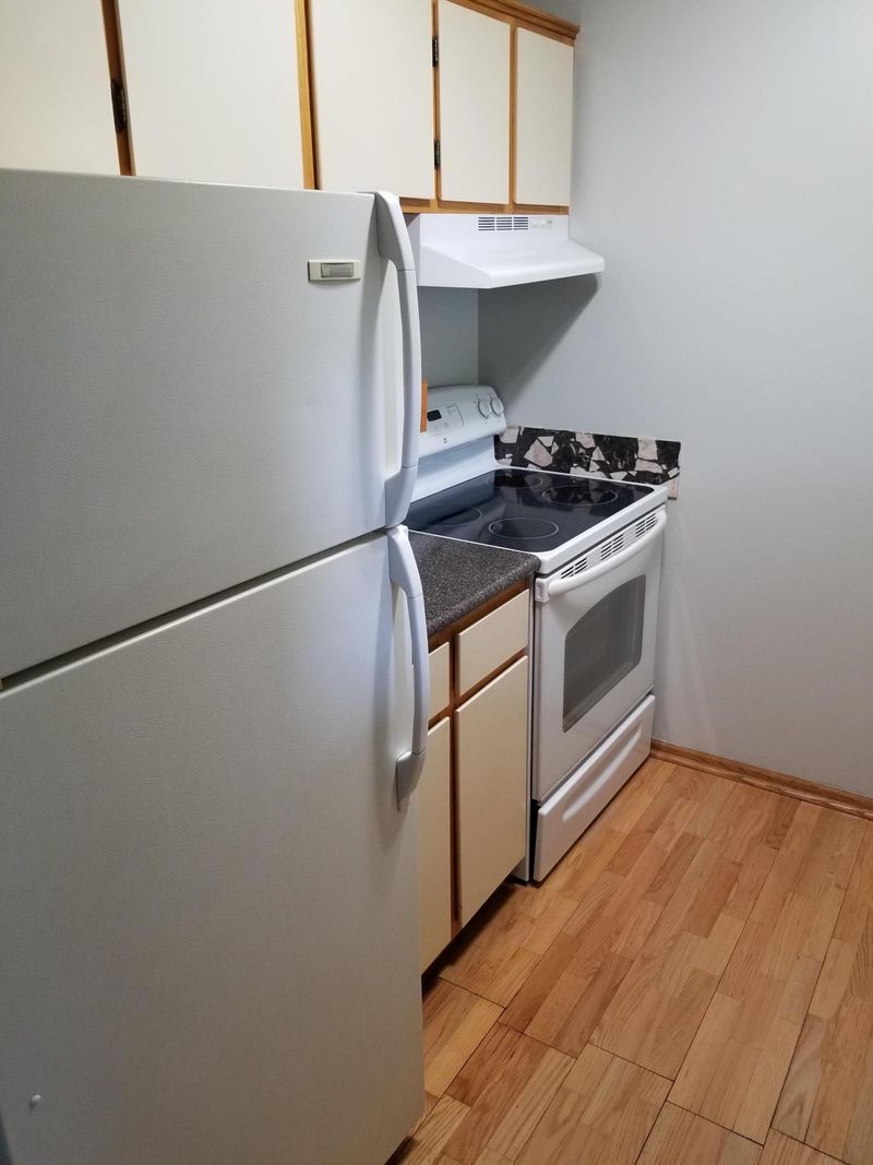 12940 Nicollet Ave #101, Burnsville, MN 55337