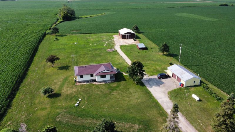 20475 Whistle Pass Dr, Lewiston, MN 55952