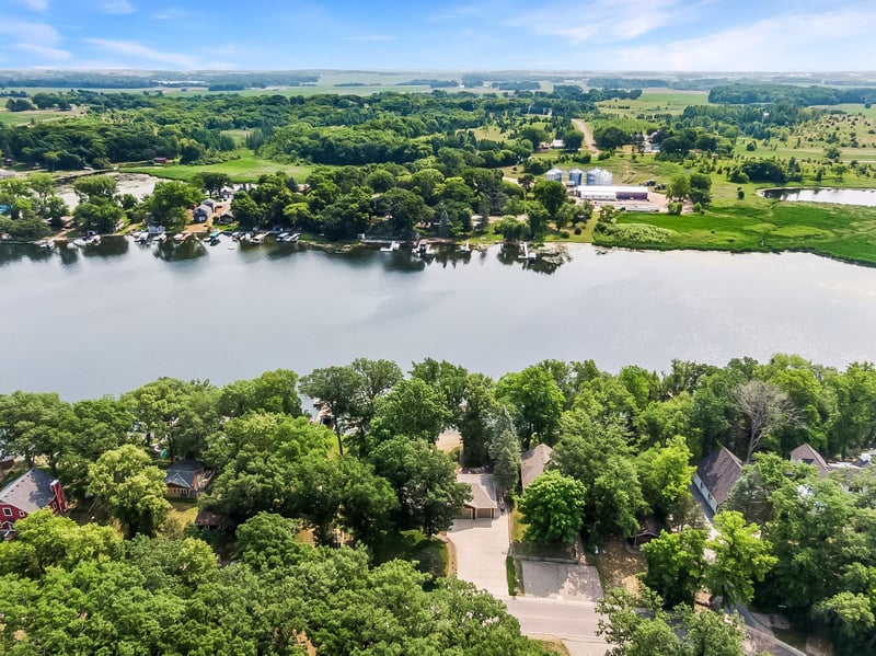 6810 Inman Ave NW, Annandale, MN 55302