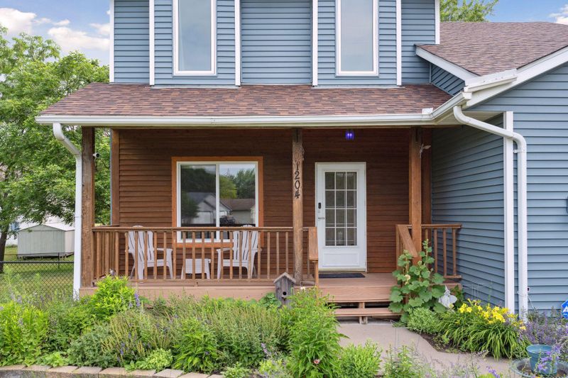 1204 Hawthorn Ave, Buffalo, MN 55313
