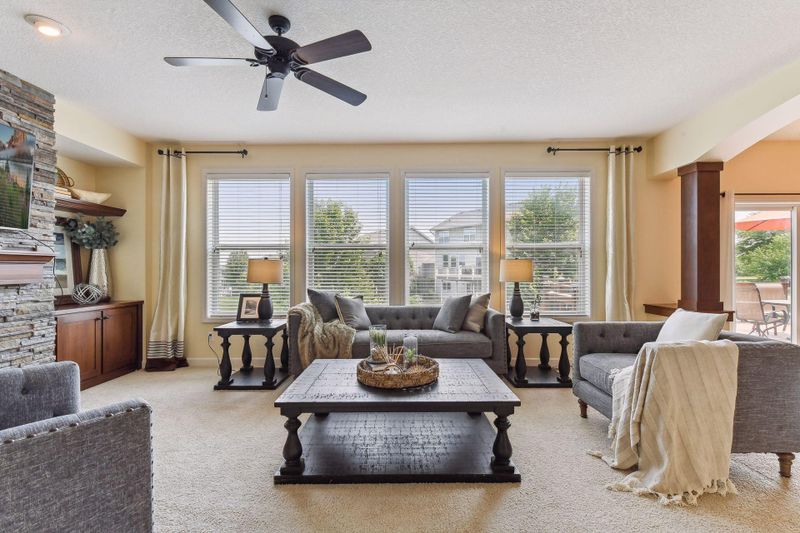 2705 Northview Dr, Victoria, MN 55386