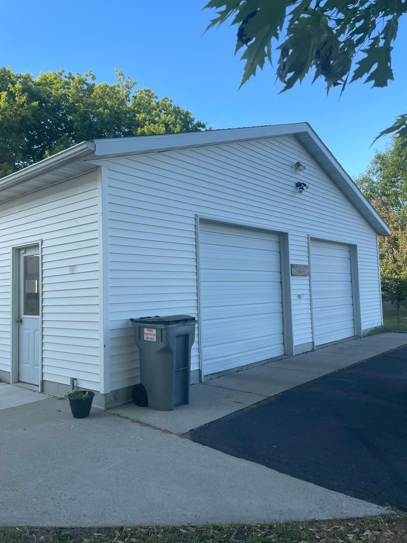 28414 Lake St #1, Lastrup, MN 56344