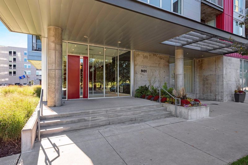 901 S 2nd St #603, Minneapolis, MN 55415