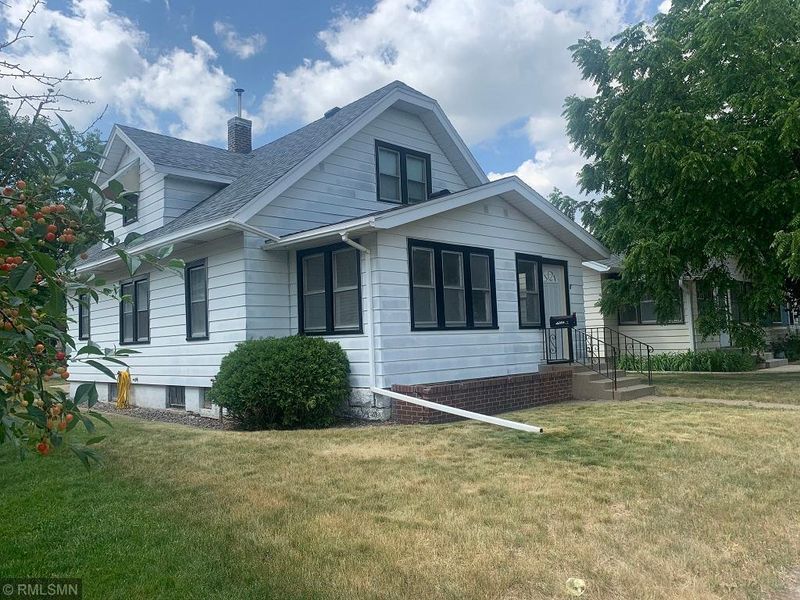 737 17th Ave S, Saint Cloud, MN 56301