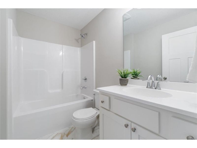 2105 Pleasant Dr, Prescott, WI 54021