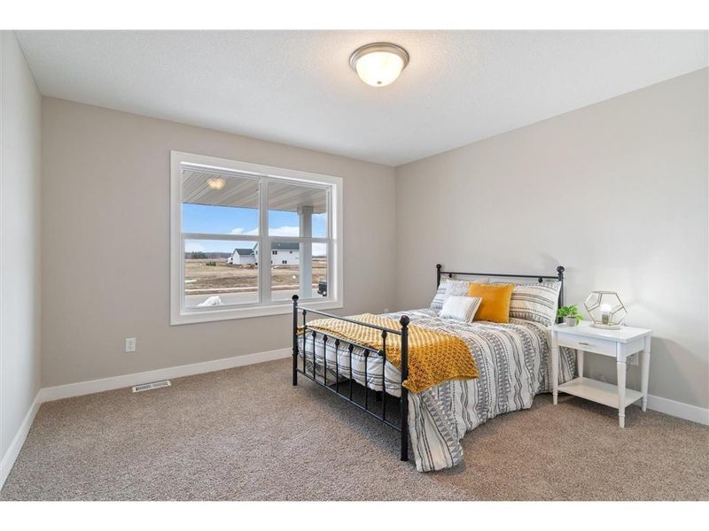 2105 Pleasant Dr, Prescott, WI 54021
