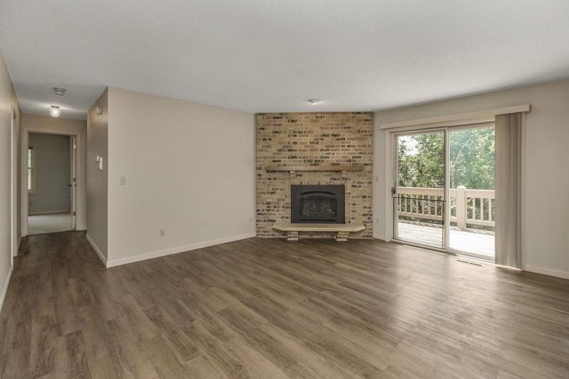 4203 Oakmede Ln #124A, White Bear Twp, MN 55110
