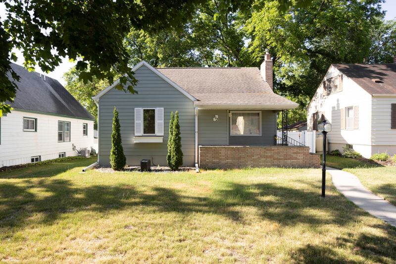 913 W Cavour Ave, Fergus Falls, MN 56537
