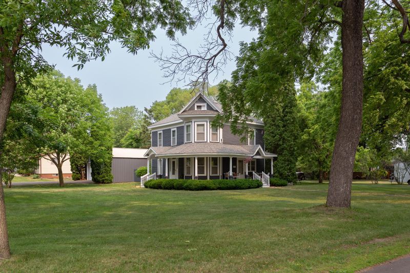 402 Cedar St, Pepin, WI 54759