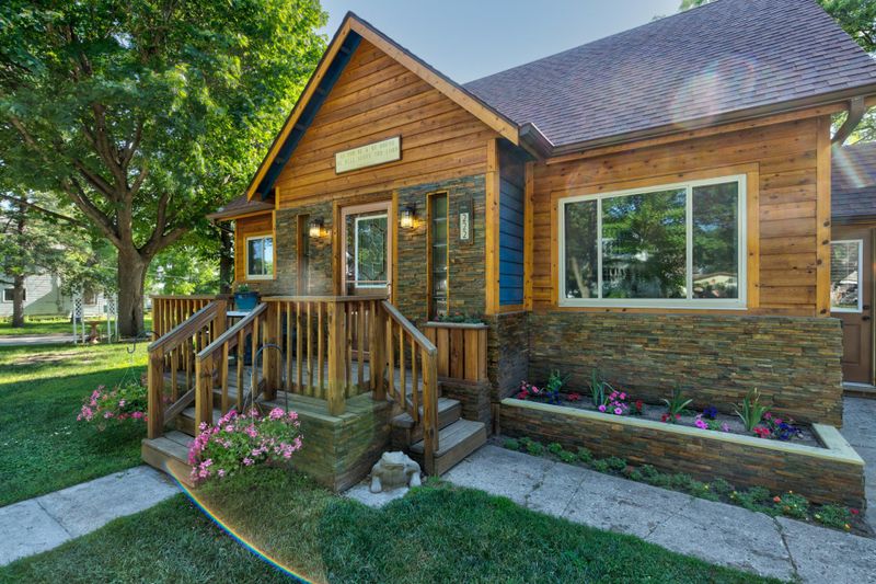 222 N Bruce St, Ivanhoe, MN 56142