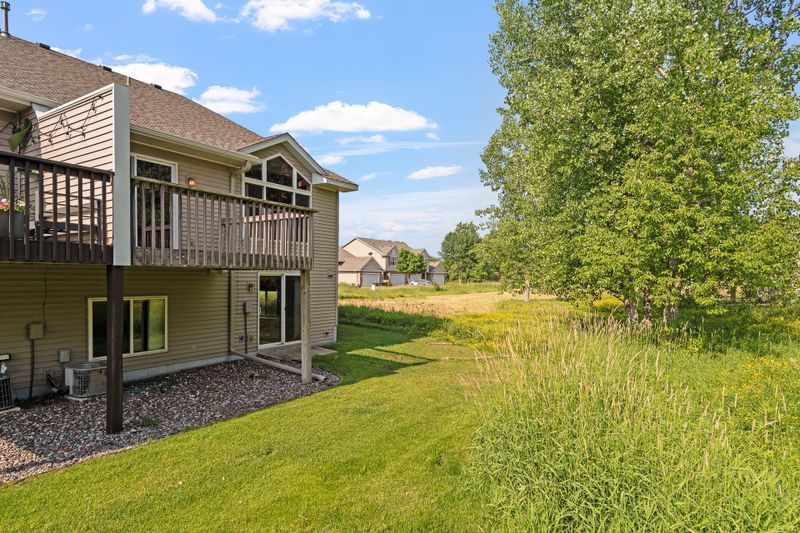 7608 Red Fox Trl, Rockford, MN 55373
