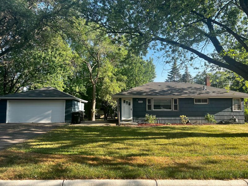1458 Cope Ave E, Maplewood, MN 55109