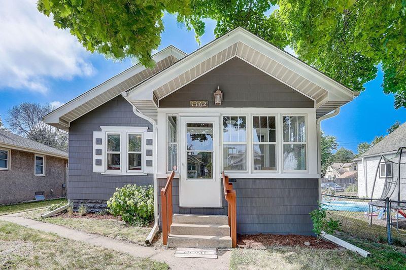 1762 Beech St, Saint Paul, MN 55106