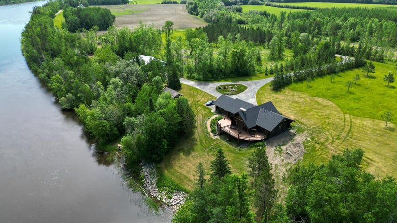 661 Town Road 134 N, Baudette, MN 56623
