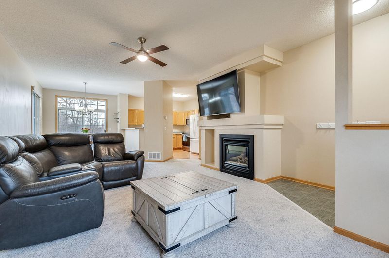 3208 Juniper Cir #D, Woodbury, MN 55125