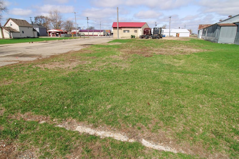 330 Martin Ave, Belgrade, MN 56312