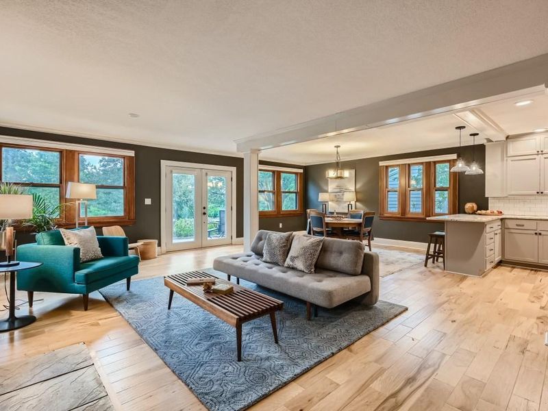 718 Chippewa Ave, Saint Paul, MN 55107