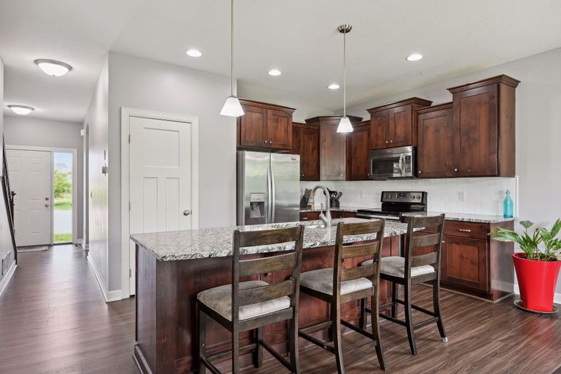 5908 Deer Cir, Monticello, MN 55362