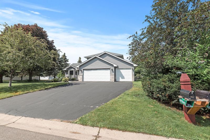 9043 Trinity Gardens, Brooklyn Park, MN 55443