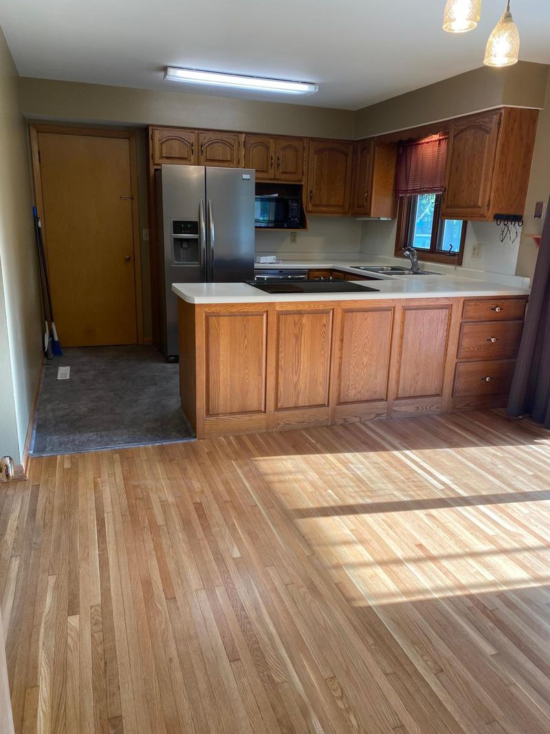 724 East Ave, Saint Charles, MN 55972