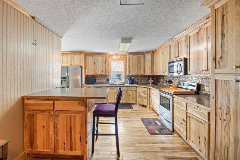 123 Maple Street South, Lester Prairie, MN 55354