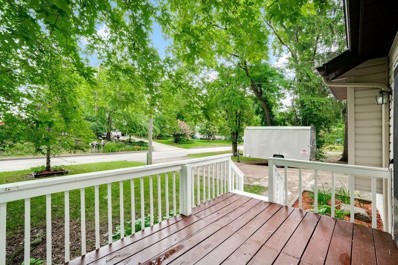 1926 Stillwater St, White Bear Lake, MN 55110