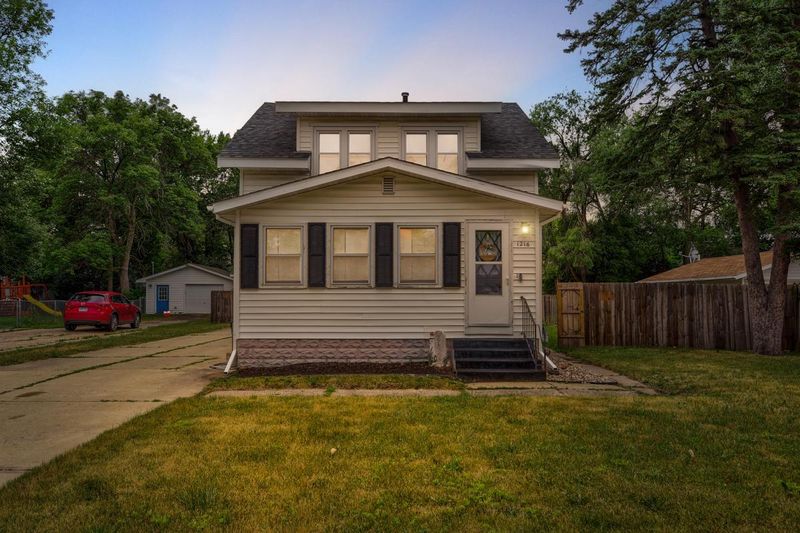 1216 1st Ave NE, Faribault, MN 55021