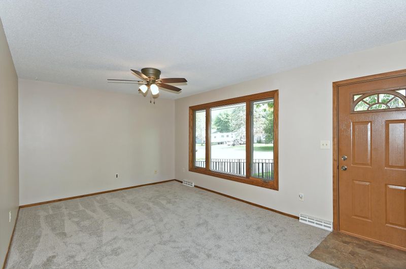 1218 Aldrich Way, Faribault, MN 55021
