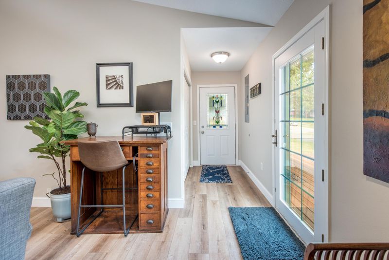 816 Park St, Alexandria, MN 56308