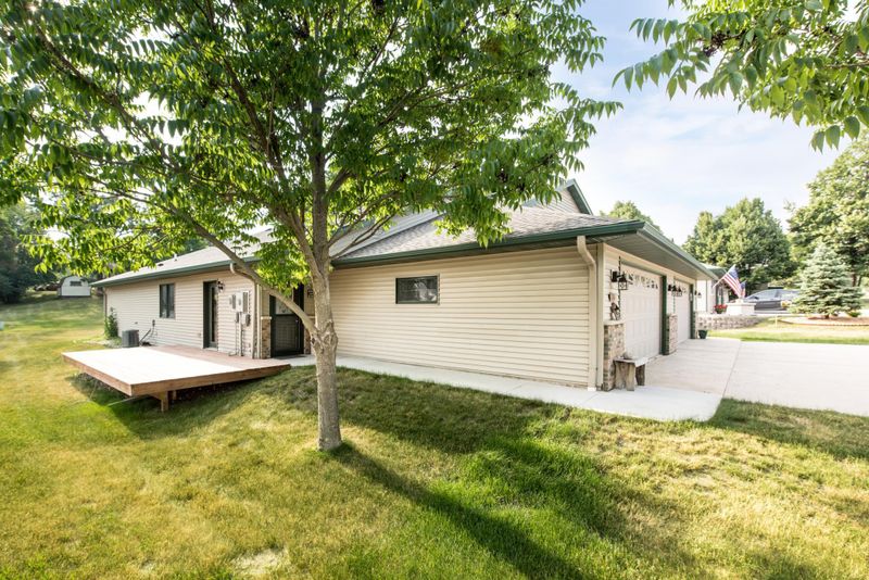 816 Park St, Alexandria, MN 56308