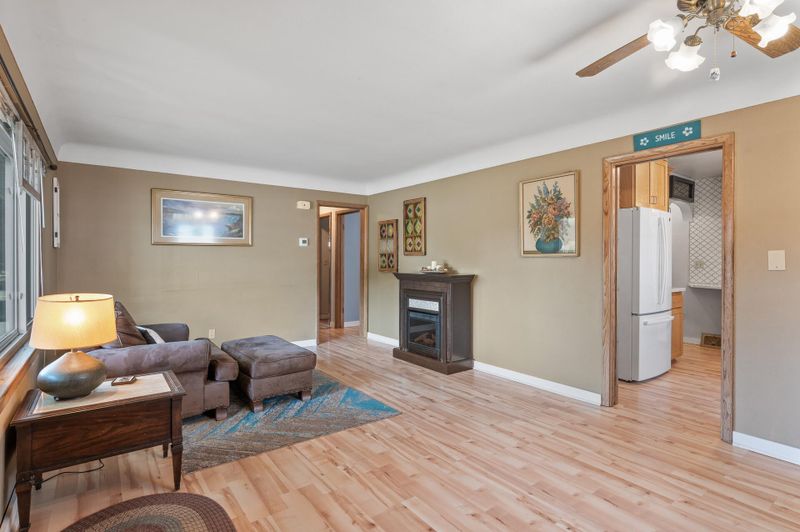 532 6th St NW, Elk River, MN 55330