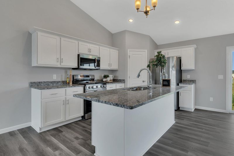 619 47th Ave NE, Saint Cloud, MN 56304