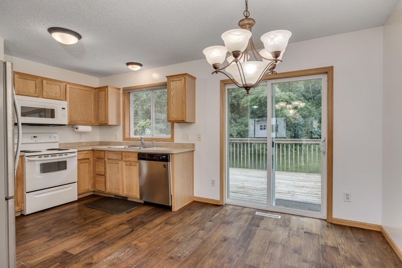 976 Hewitt Blvd, Red Wing, MN 55066