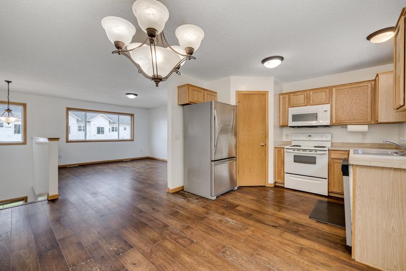 976 Hewitt Blvd, Red Wing, MN 55066