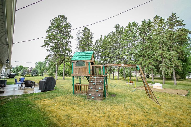 711 1st Ave, Albany, MN 56307