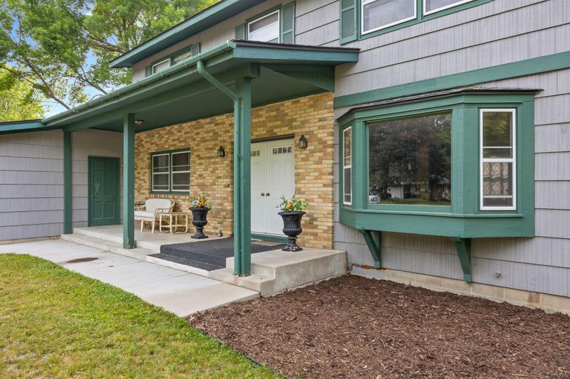 749 Lee Ave SE, Cokato, MN 55321