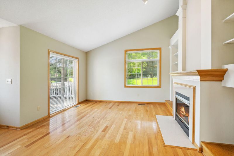 521 Queens Gate, New Brighton, MN 55112