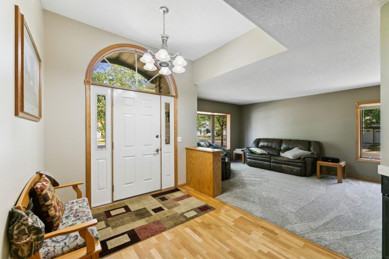 8 Lindsay Ct, Saint Cloud, MN 56301