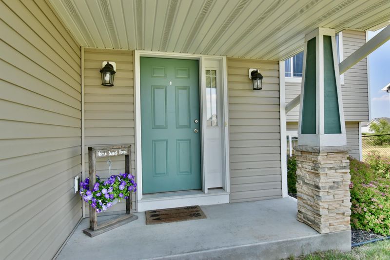 20158 204th Ave, Big Lake, MN 55309