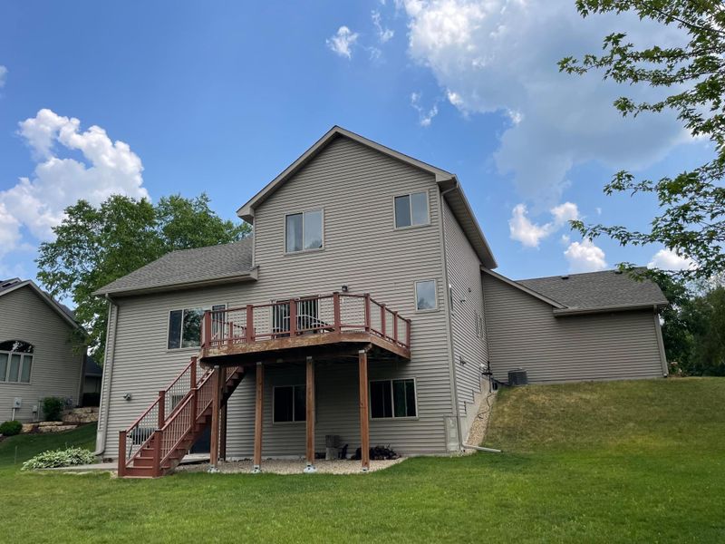 1583 Stoneybrook Dr, Lino Lakes, MN 55038
