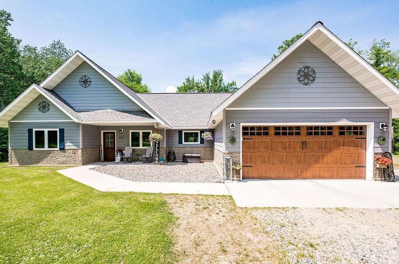2600 Rolling Hills Rd, Grand Rapids, MN 55744