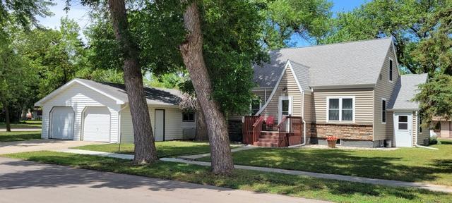 625 Lake St, Clinton, MN 56225