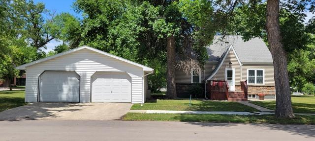 625 Lake St, Clinton, MN 56225
