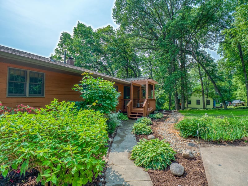10932 E Oak Point Rd NW, Cass Lake, MN 56633