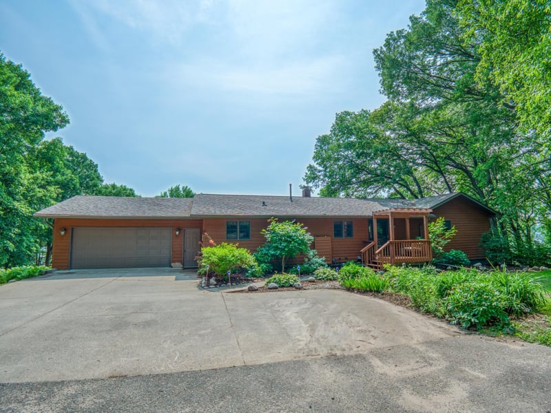 10932 E Oak Point Rd NW, Cass Lake, MN 56633
