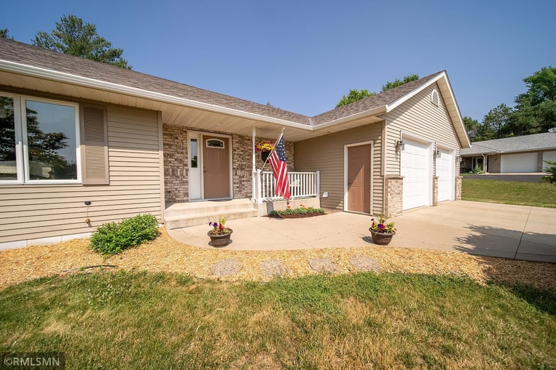 37349 1st Avenue Ct, Dennison, MN 55018