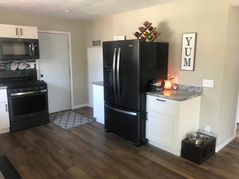 706 S Birch St, Lamberton, MN 56152