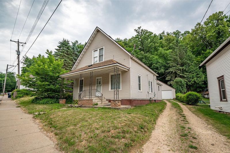 N572 County Road S, Maiden Rock, WI 54750